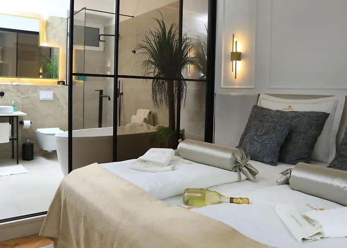 Garden Luxury Гостьовий будинок Спліт