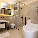 Gostinjska kuća Garden Luxury Split