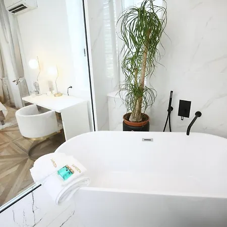 Garden Luxury 4*
