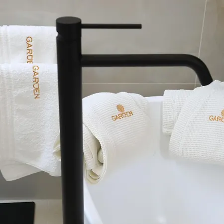 Гостьовий будинок Garden Luxury Спліт