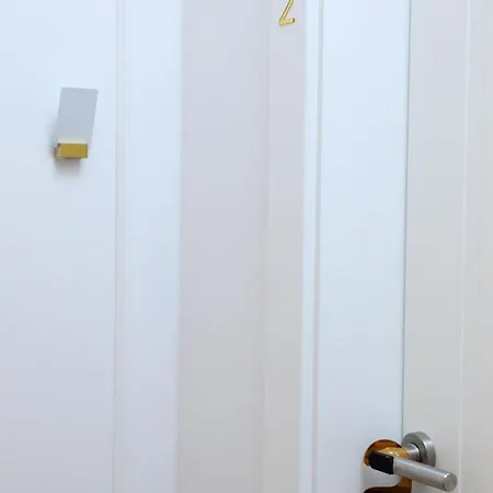 Гостьовий будинок Garden Luxury