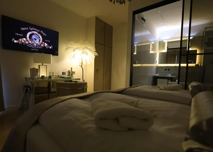 Pensionat Garden Luxury 4*